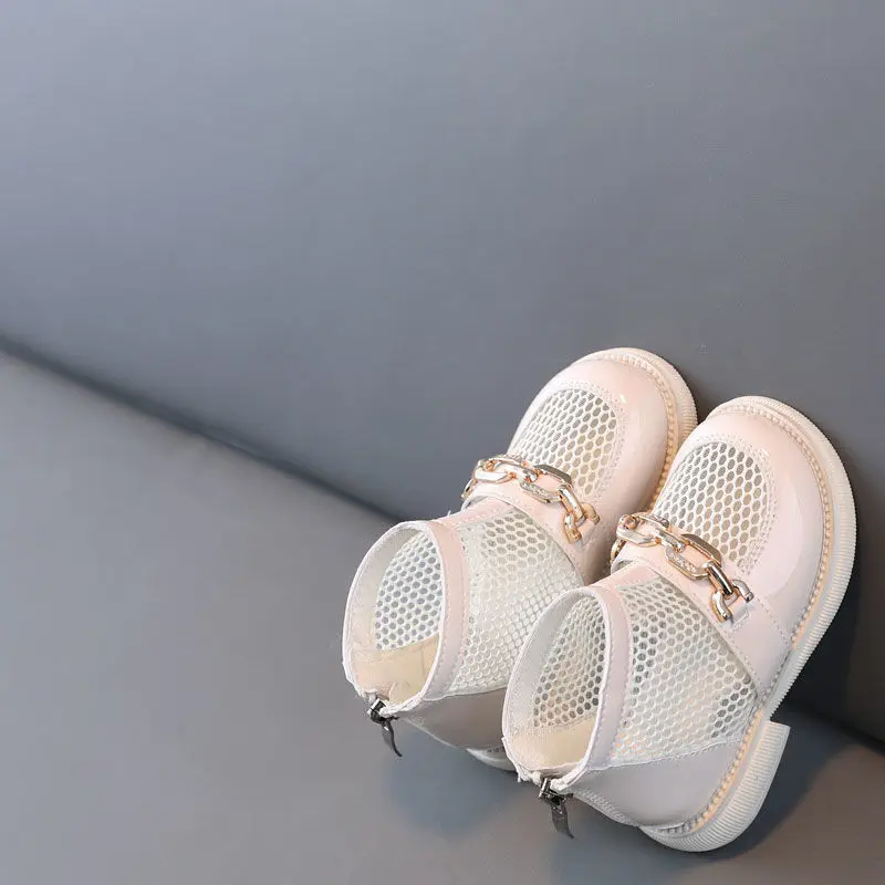 

2022 Mesh Breathable Sports Shoes for Girls Summer Boots Rubber Metal Decoration Boots for Children Chelsea Kids Martin Boots