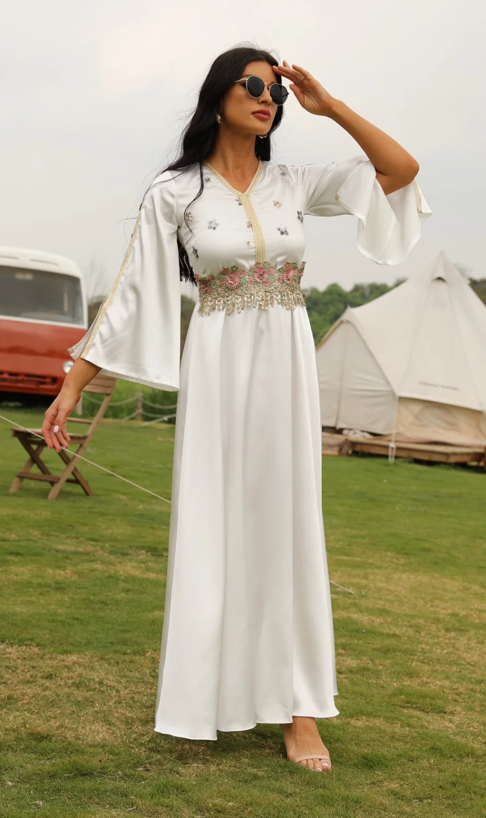 New Dubai Middle East Muslim Dress Ladies Solid Color Long Sleeve Abayas for Women Robes Fashion Vestidos Arabes Dubai Y Turcos