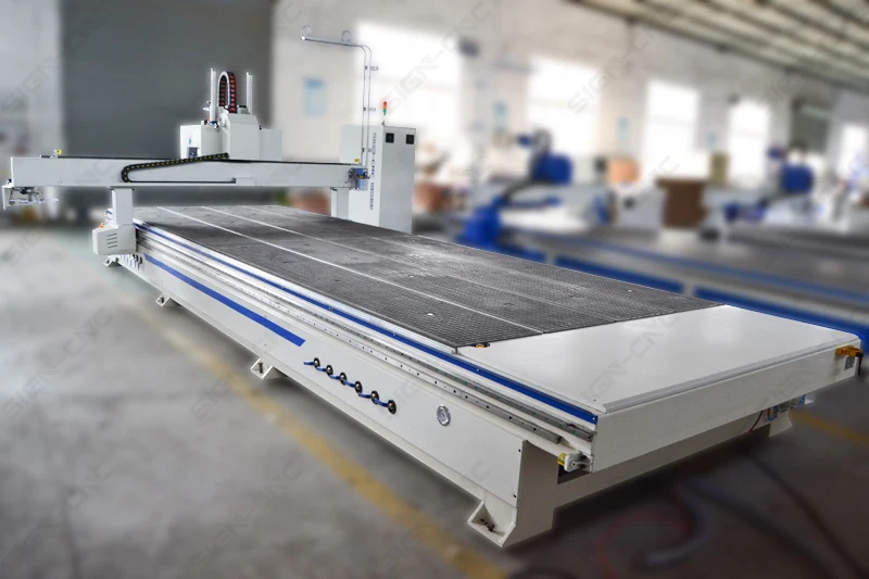 Цена по прейскуранту завода-изготовителя 3-осевая деревообрабатывающая режущая