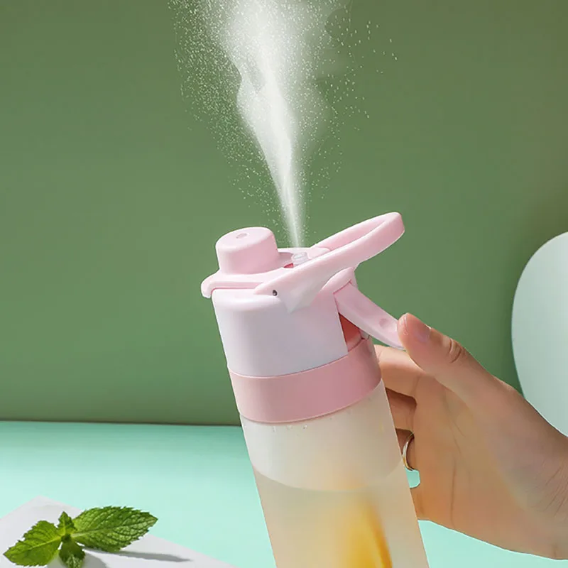 

Trendy Spray Water Bottle Outdoor Sport Water Bottle Travel Camping Plastic Bottles Large Capacity Water Bottles With Straws