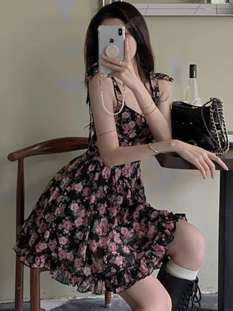 Женское летнее платье с цветочным принтом повседневное короткое подтяжками в