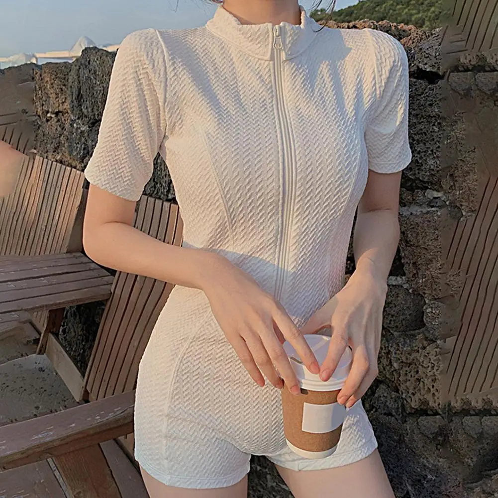 

Padded Swimsuit Zipper Design Soft Sports Style Women Bathing Suit For Water Activity