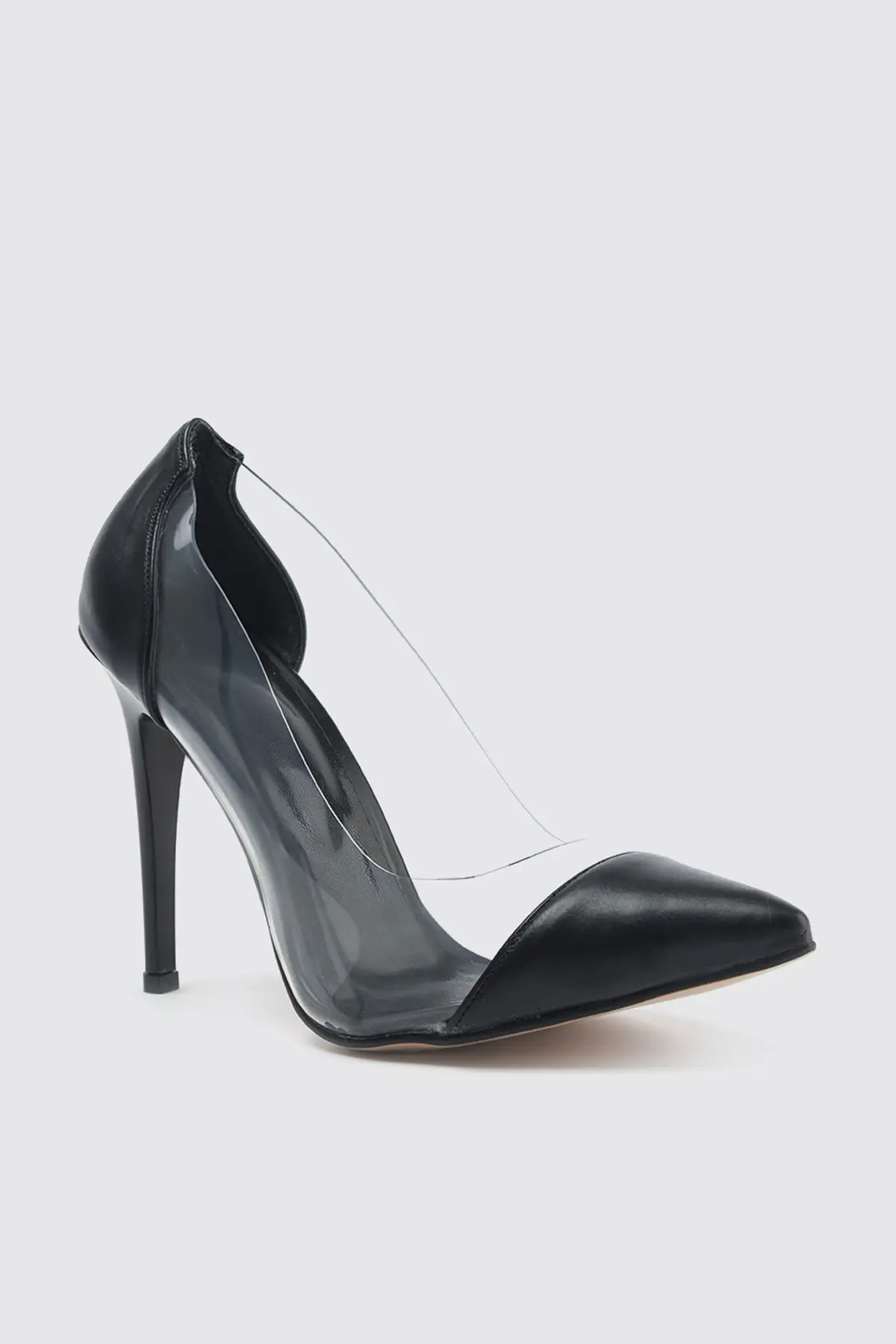 

Trendyol Transparent Detailed Women Classic Heels Shoes TAKSS21TO0007