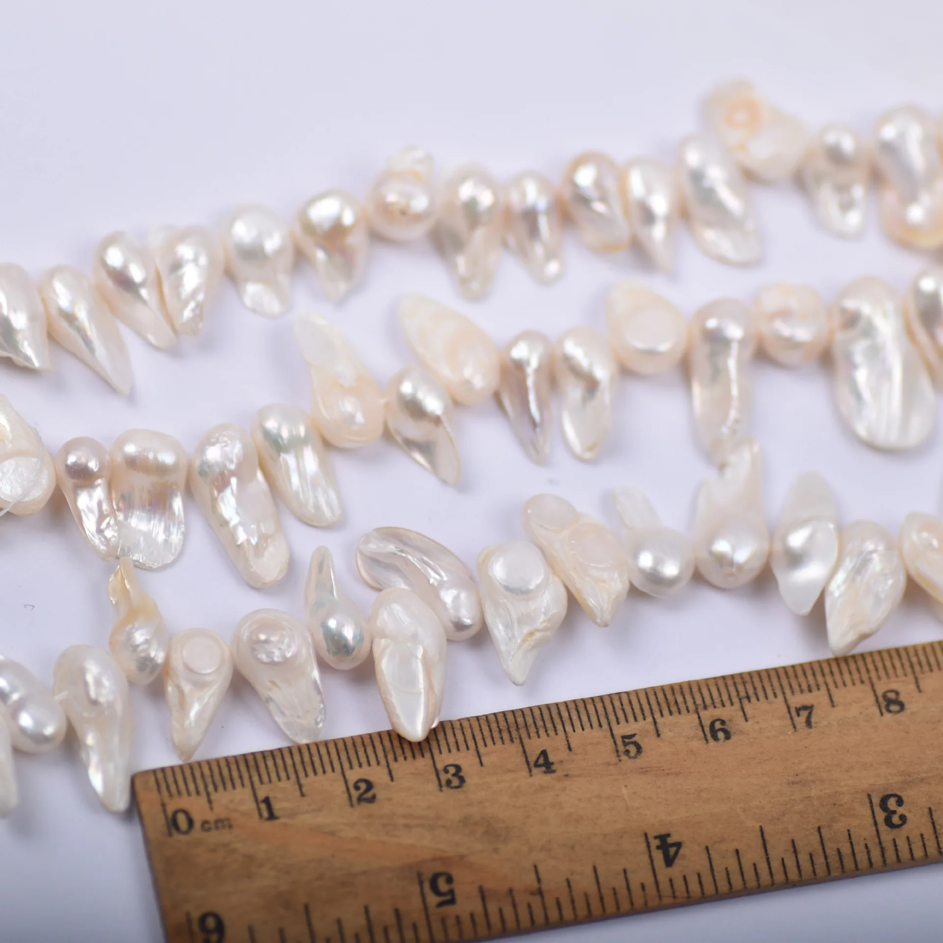 Жемчужные бусины в стиле барокко |