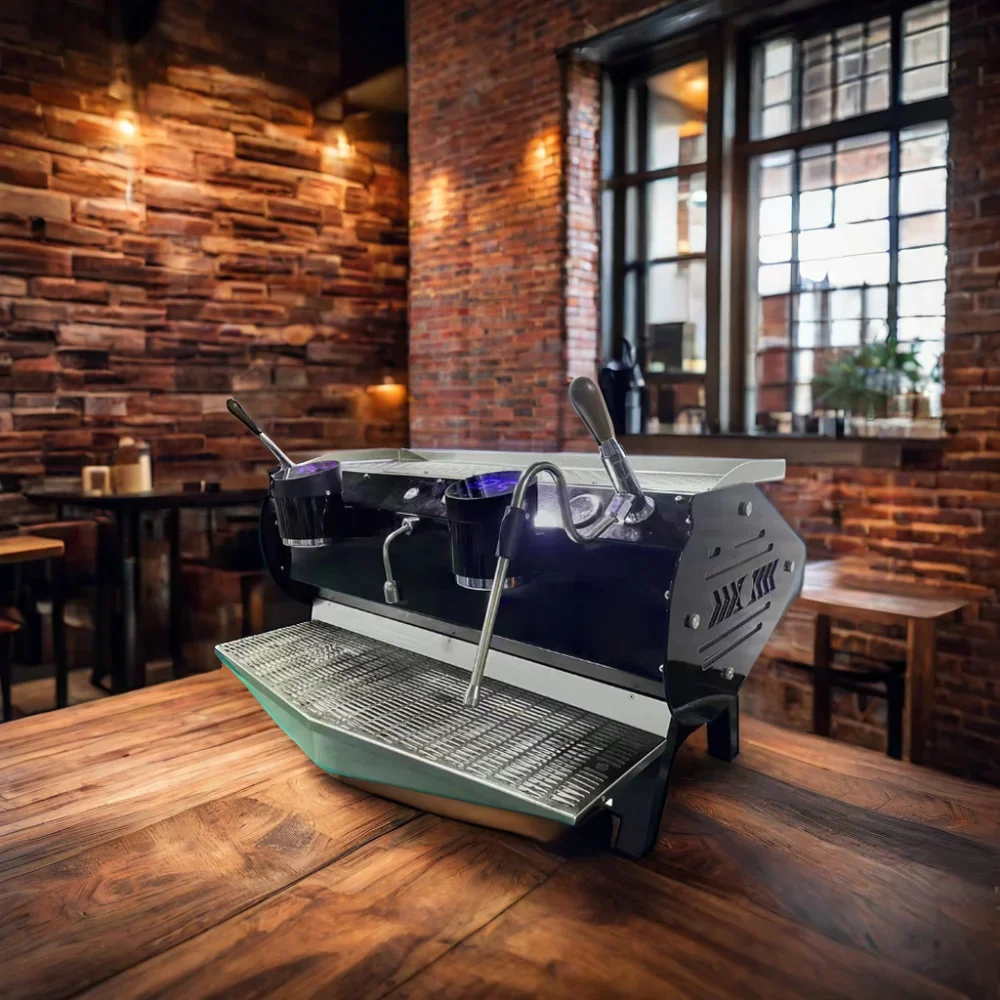 Полуавтоматическая профессиональная кофемашина с двумя головками итальянская