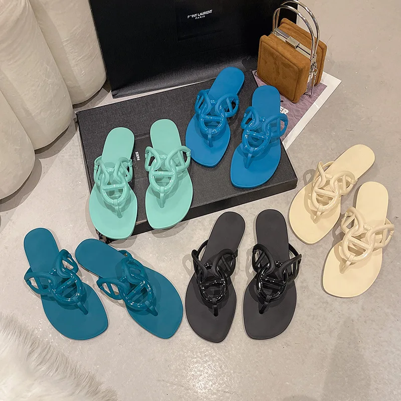 

2022 Women Slipper Solid New Brand Women Slippers Summer PVC Candy Colour Flip Flops Beach Shoes Fashion Dresss Women Slidders