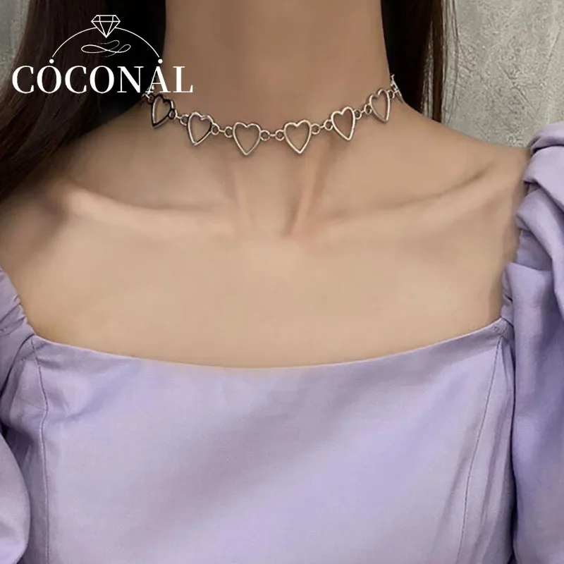 

Coconal Women Hollow Korean Sweet Love Heart Choker Necklace Statement Girlfriend Gift Cute Bicolor Necklace Creative Jewelry