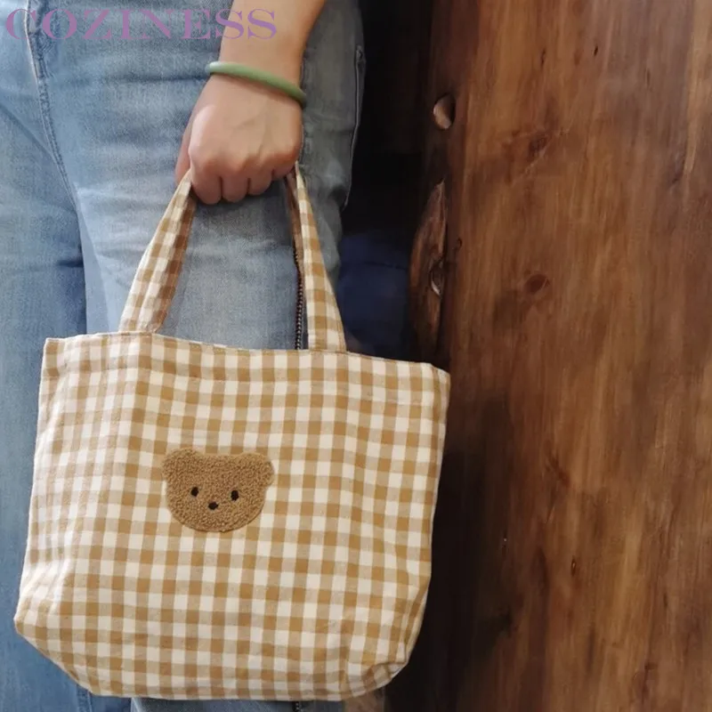 

Сумки для подгузников без молнии с клетчатым рисунком и маленьким коричневым медведем