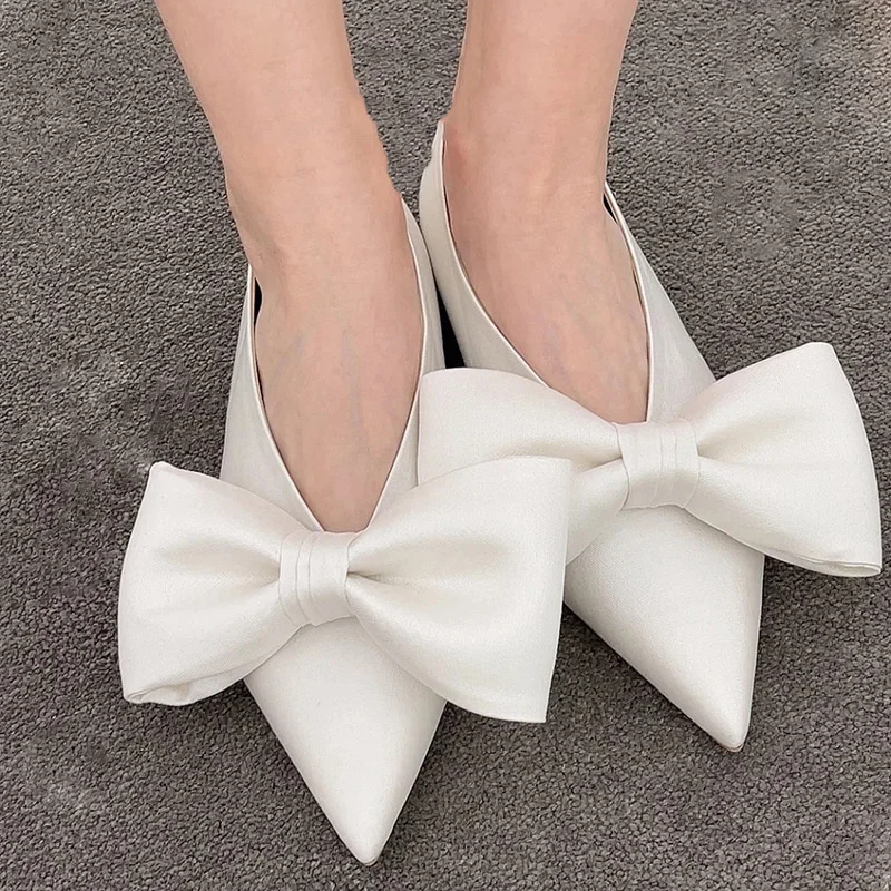

Autumn Office Ladies White Pointed Toe Flat Big Bowknot Slip-on Pumps Simple Solid Color Pink Silk Women Fashion Single Shoes