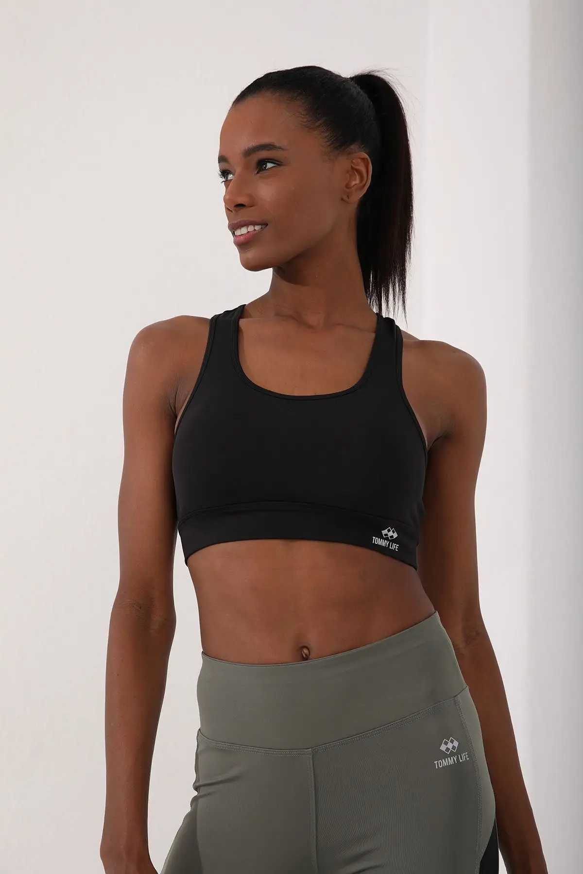 

Черный женский облегающий спортивный бюстье с U-образным вырезом, топ-труба для фитнеса, йоги, бега, удобный гибкий Спортивный бюстгальтер