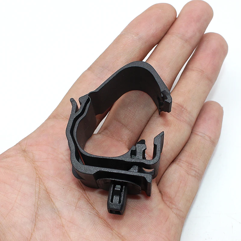 

Для 09-15 Toyota REIZ коврик с изображением короны Hook Buckle приветствуется клипса для педали 1 шт.
