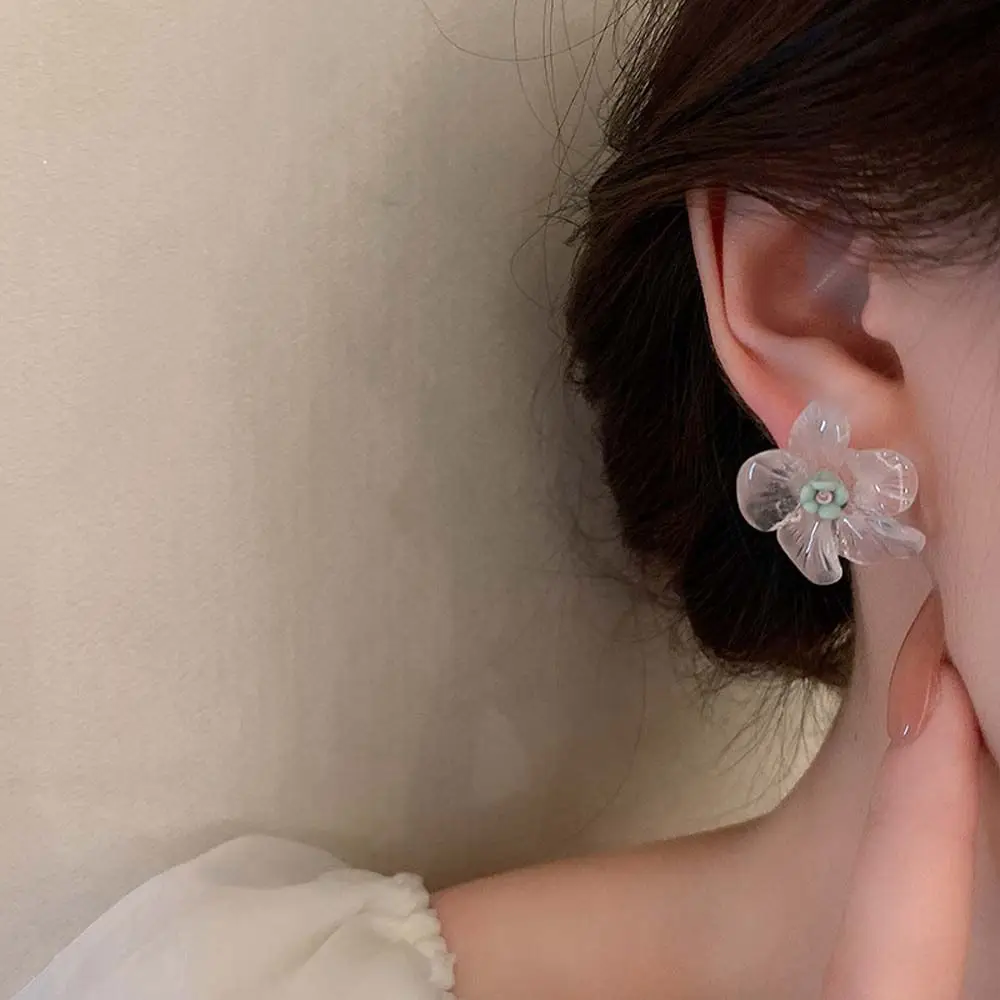 

Transparent Texture Flower Earrings Simple Small Fresh Fashion Stud Earrings Design Sense Personality Versatile Earrings