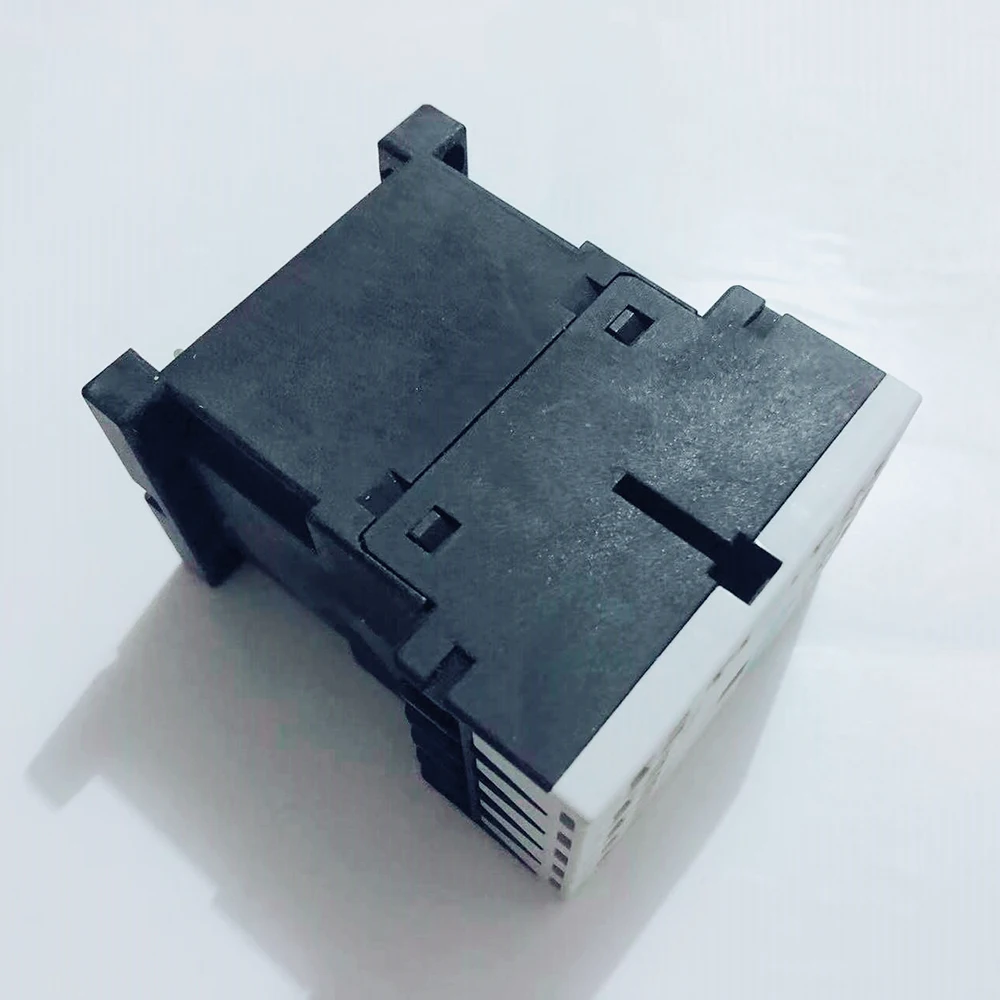 3RH1122-2JC40 Контакторное реле постоянного тока 21...38 В Лифт Специальное высокое