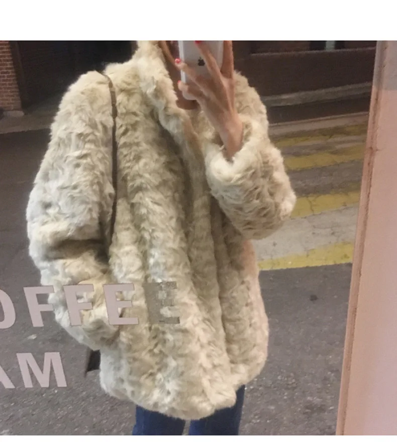 Autumn Winter Artificial Fur Lamb Coat Women's Hidden Button Plush Short Coat Revival Style Outerwaer Winter Jacket Women Warm