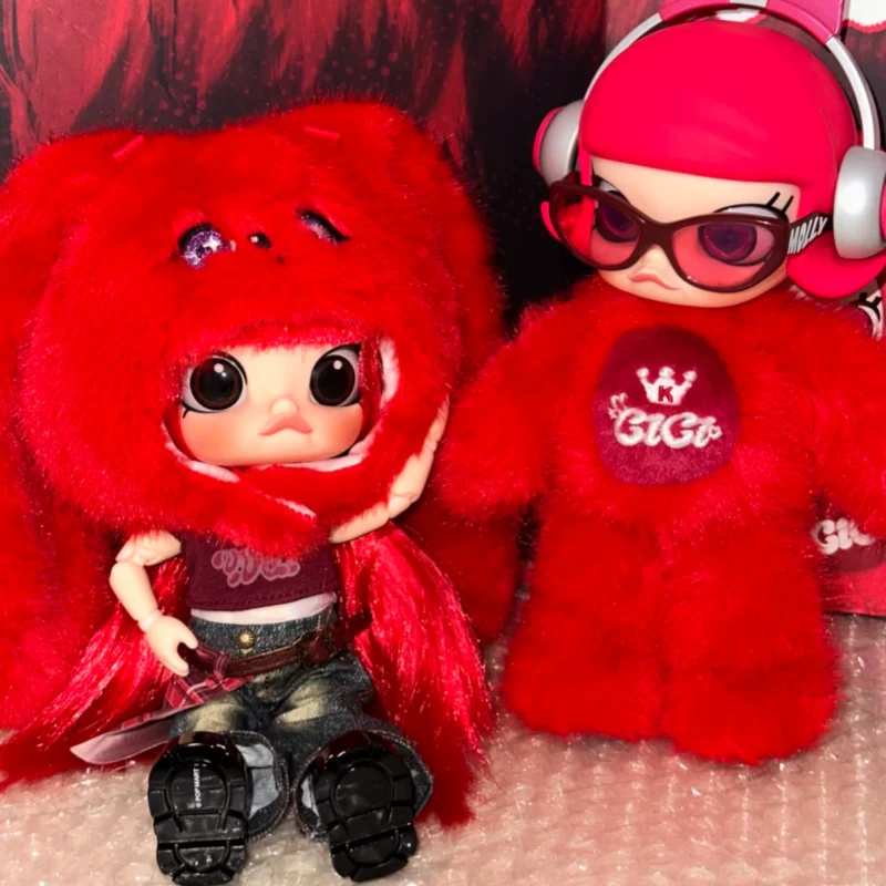 Фото POP MART MOLLY X YUQI 1/8 Фигурка из серии Co-branded Blind Box: Оригинальная коллекционная аниме-фигурка, игрушка, украшение, подарок №1