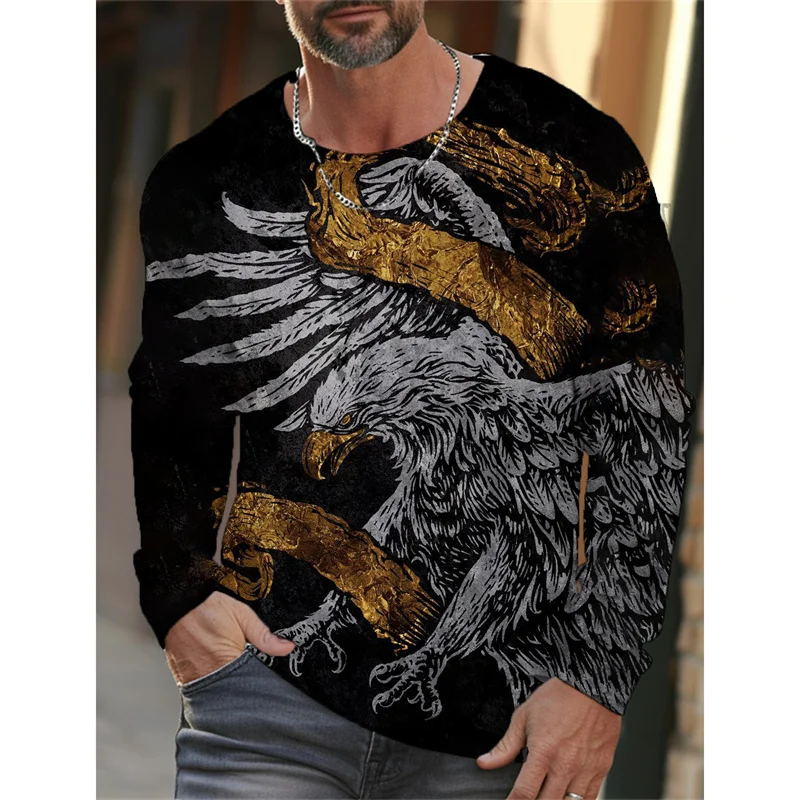 Футболка мужская с длинным рукавом круглым вырезом и змеиным принтом