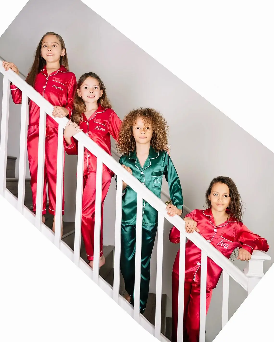 Детские пижамы персонализированный атласный Индивидуальные для детей вечеринки