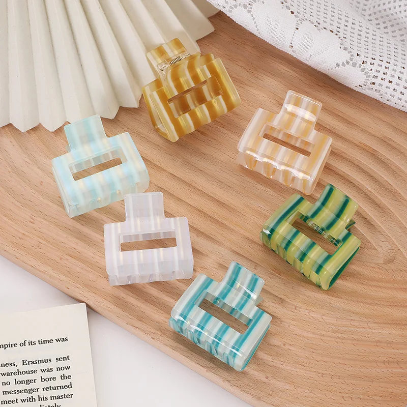 

2022 Color INS 5CM Square Clip Acrylic Retro Ponytail Clip Stripe Clip Headdress Hair Ornament Top Clip Women Accessories Head