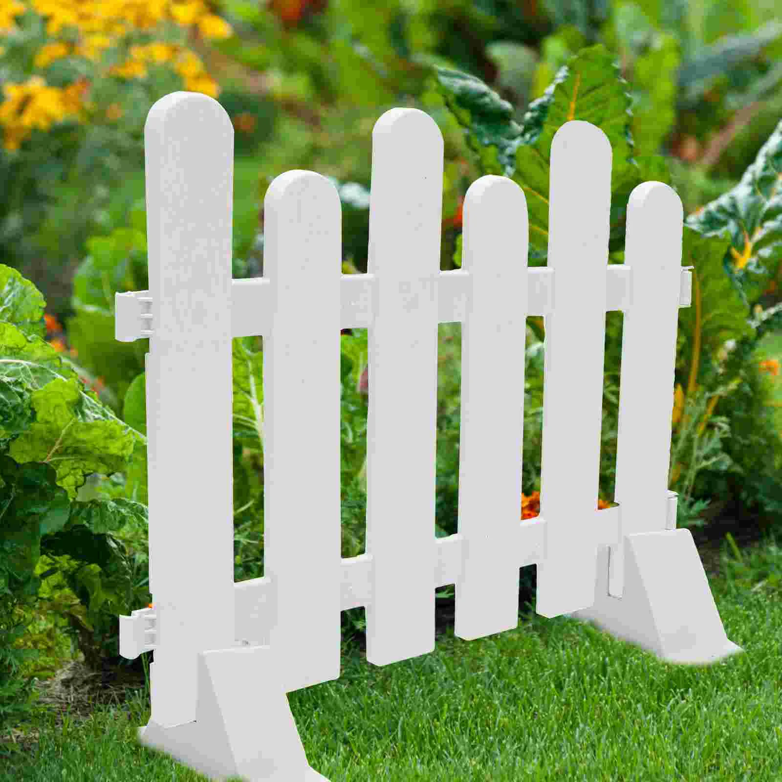 Пластиковая опора для забора