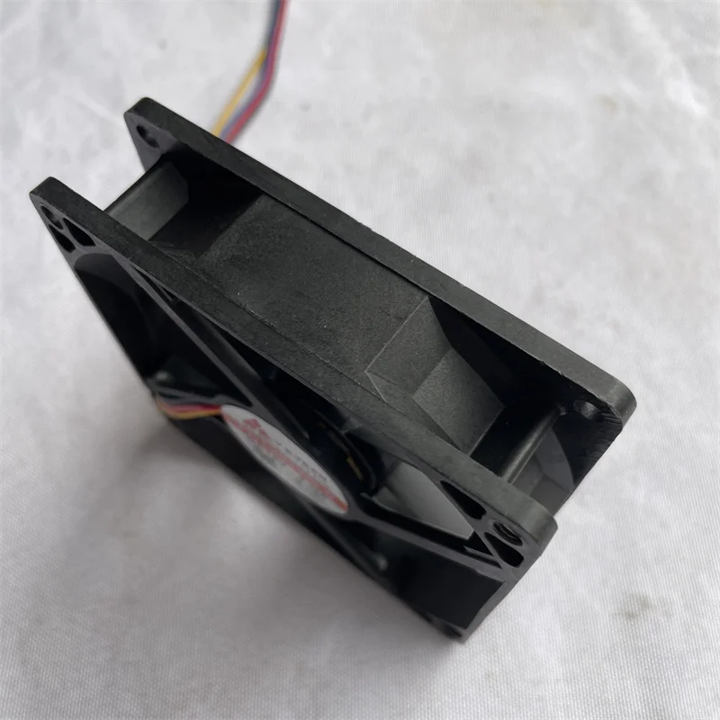 FD129225LB DC12V 0.15A 9225 92 мм осевые вентиляторы вентилятора