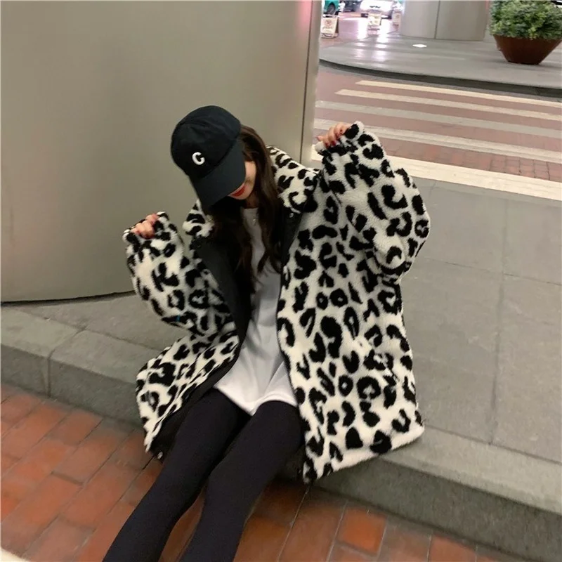 Cow Leopard Print Lapel Long-sleeved Fashion Coat Trend Faux Fur Double-sided Warmth 2022 Winter New Women's Jacket Cute Jacket