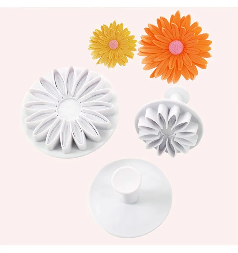

3/pcs Sugarcraft Fondant Cutter Plastic Cake Mold Fondant Cake Decorating Plunger Mini Star Plum Blossom Mold Butterfly Hear