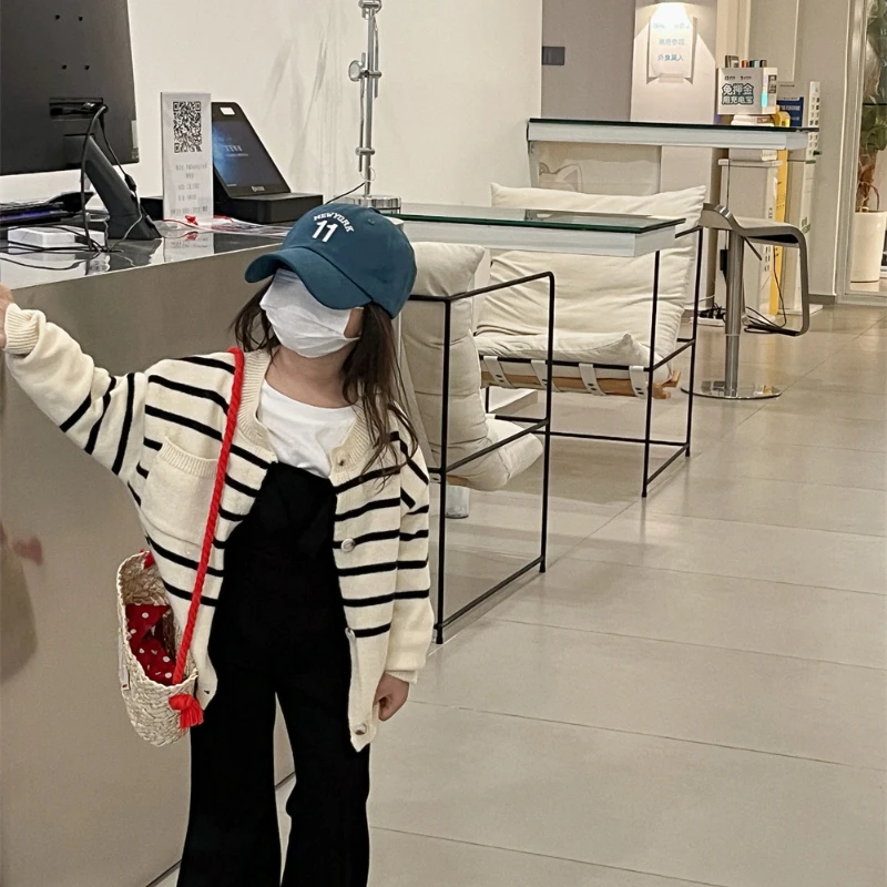 

Весенний Детский свитер, вязаная одежда в полоску для мальчиков, стильное пальто для девочек и детский корейский Кардиган, повседневный