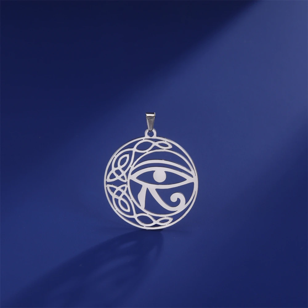 Рисунок 3 - винтажные амулеты из нержавеющей