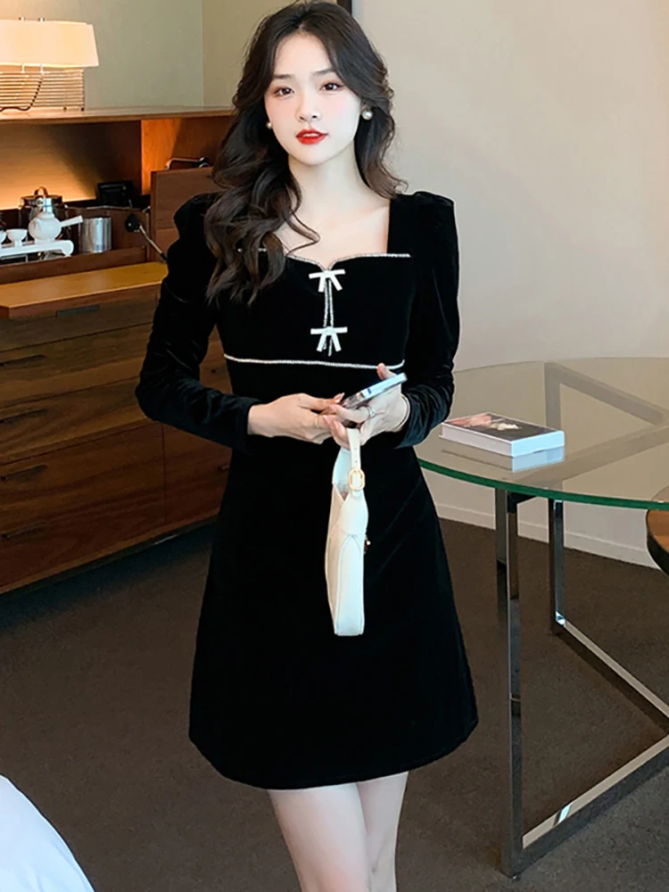 

2023 Black Velvet Long Sleeve Square Collar Mini Dress Korean Vintage Hepburn Dress for Women Spring Autumn Elegant Casual Dress