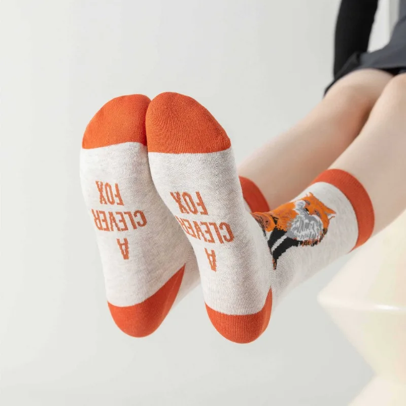 Фото Милые женские носки с героями мультфильмов, животных, лисы, серия Kawaii, забавные модные повседневные мужские и женские антифрикционные средние носки на четыре сезона №4