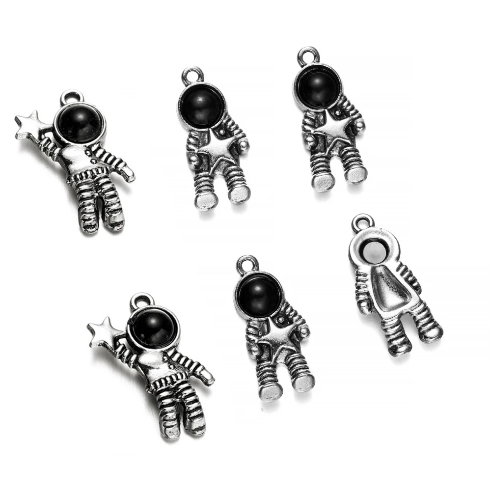 

10pcs Charms Space Man Universe Astronaut Star Antique Silver Color Pendants For DIY Tibetan Jewelry Making Handmade Accessories