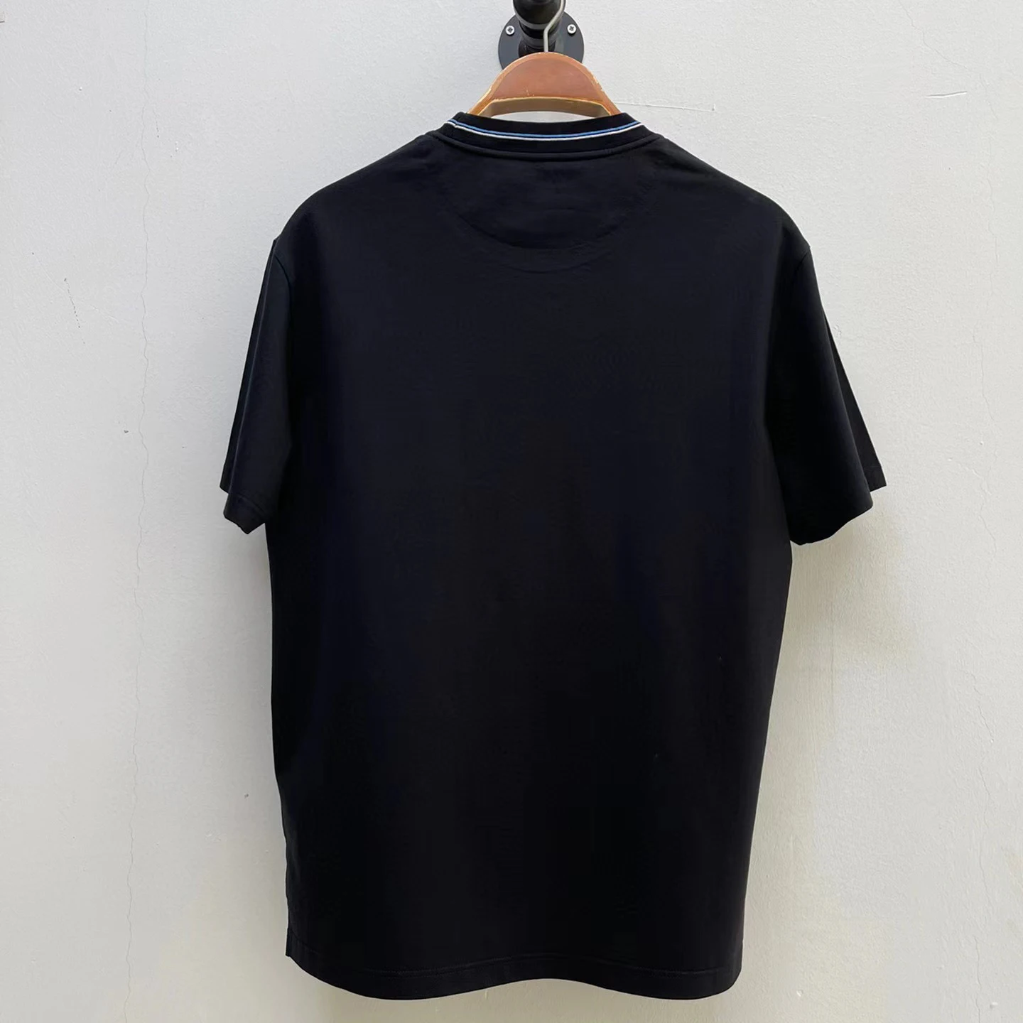 Футболка с коротким рукавом и надписью логотипом NIGO # nigo51138 |
