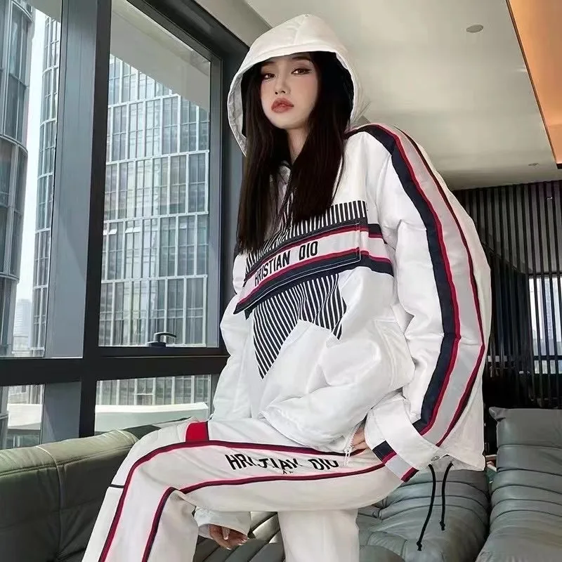 

2023 Winter Stylish Women Puffer Warm Fashion Cotton Hooded Jacket Cozy Outwear Outdoor Zipper Coat Streetwear LongSleeve Parkas