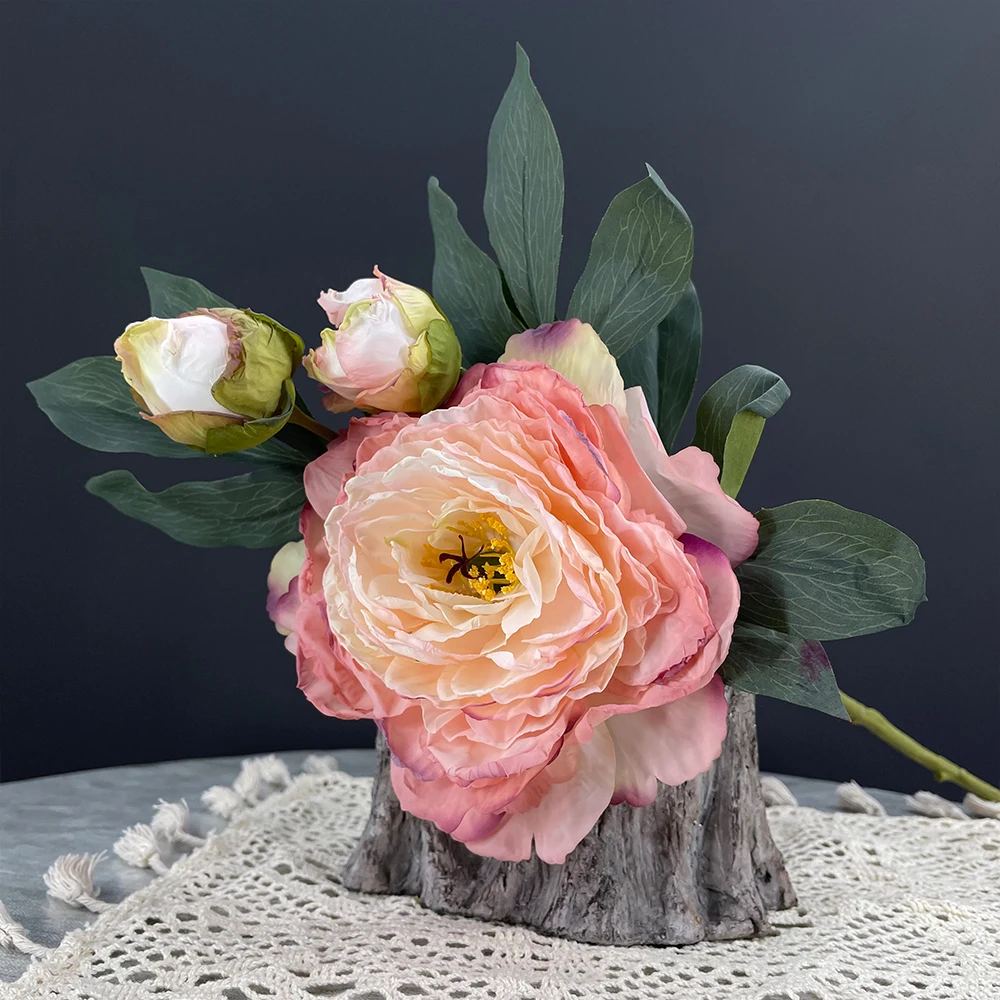 

Искусственные белые пионы SunMade