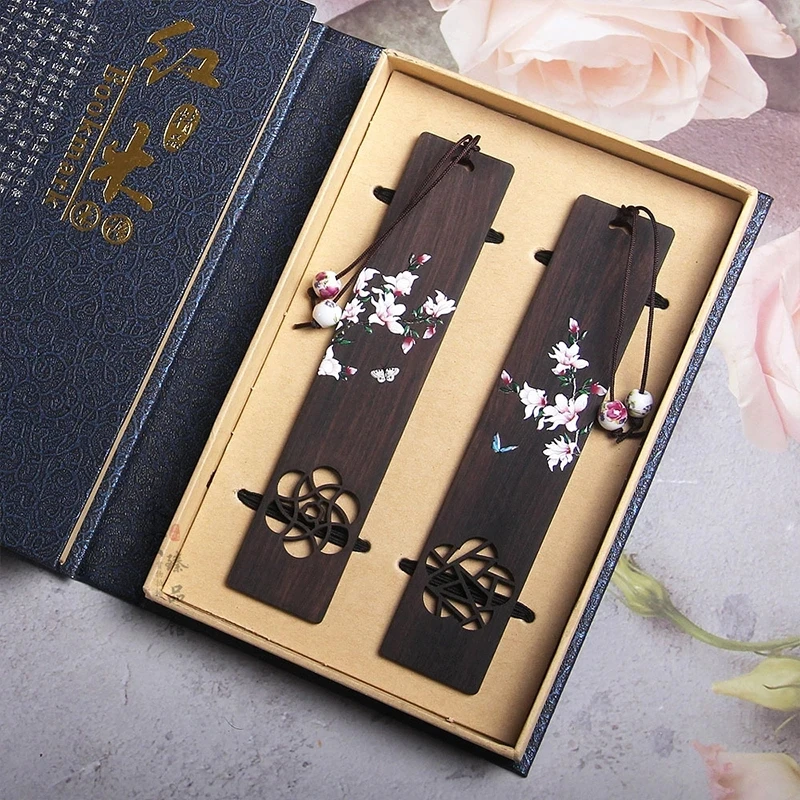 

1/2PC Painted Carved Plum Blossom Butterfly Ebony Bookmark Chinese Style Creative Retro Hollow Multicolour Book Clip School Gift