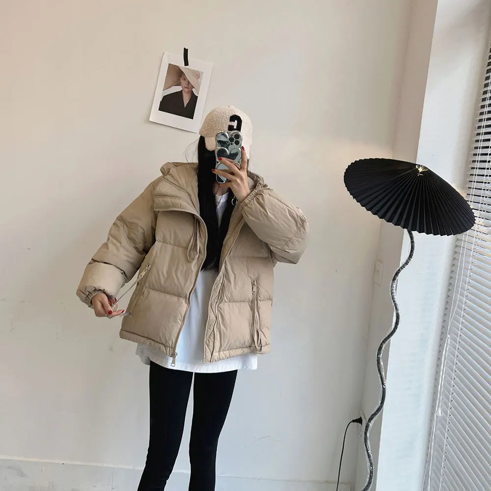 

Short Thickened Down Jacket Female 2023 Winter Loose Hooded Diagonal Zipper Design Fashion White Duck Down Ladies Coat Tide