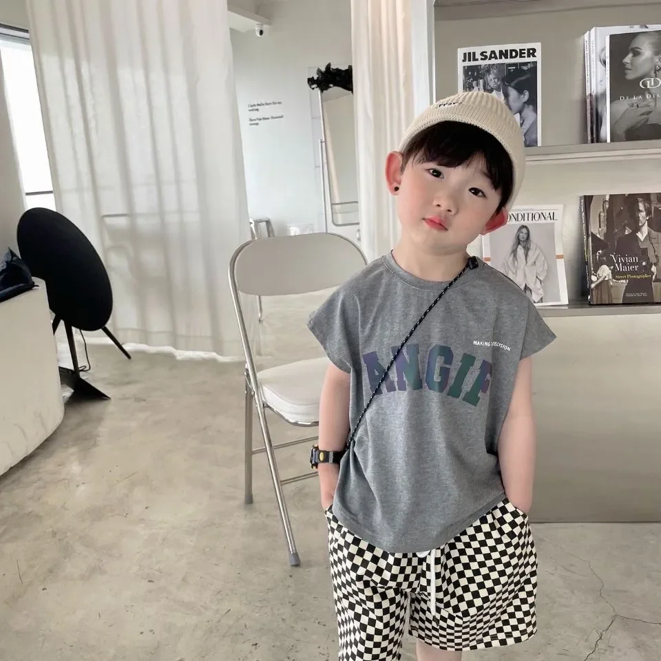 

3-12T Teen Boys Summer Vest + Plaid Shorts Set 2022 New Fashion Reflective Boy Clothes kid Baby Sleeveless 2pcs Suit Outfits