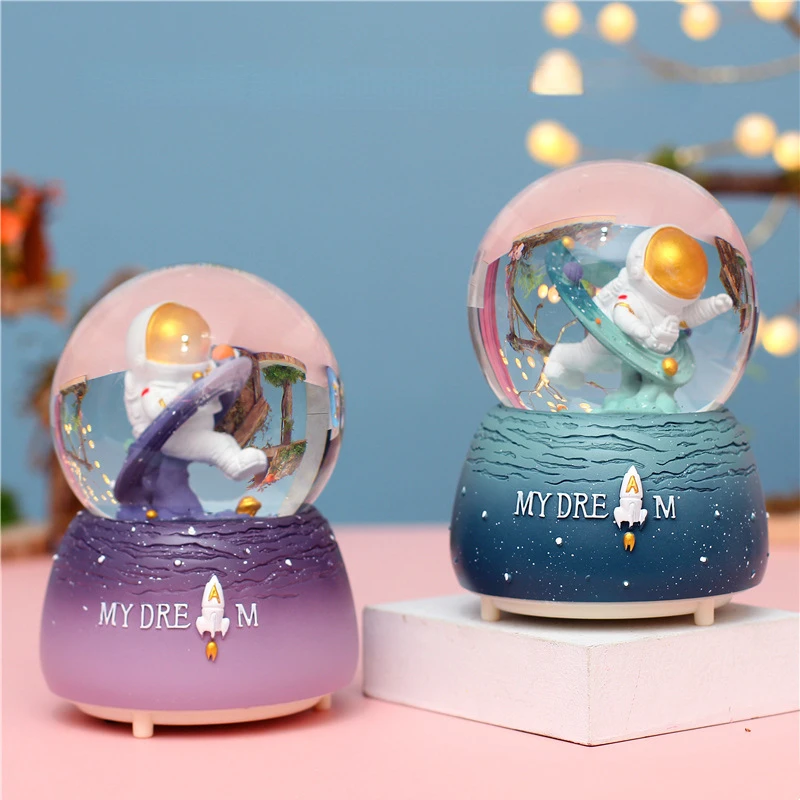 

Creative Space Astronaut Crystal Ball Music Box Decoration Student Music Box Automatic Snow Ball Birthday Gift Home Decoration