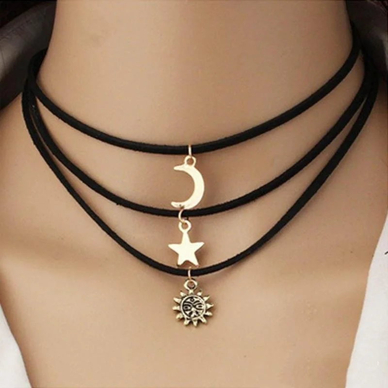 

Multi-layer Suede Necklace Fashion Simple Star Moon Shape Choker Necklace Women Exaggerated Collar Necklaces