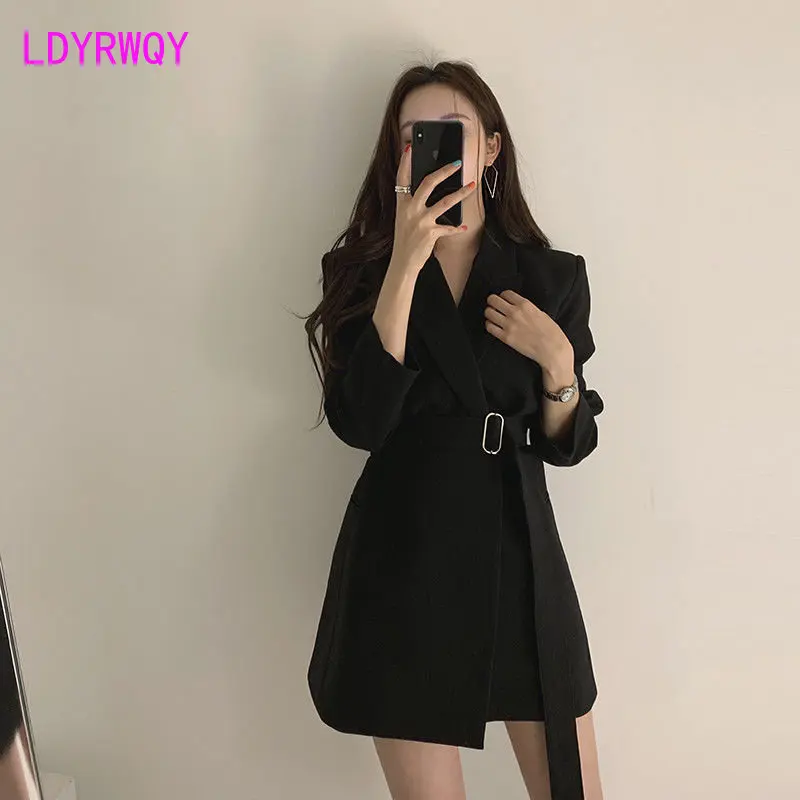 Suit coat woman 2023 spring and autumn new Korean version loose and thin belt medium and long khaki small suit woman