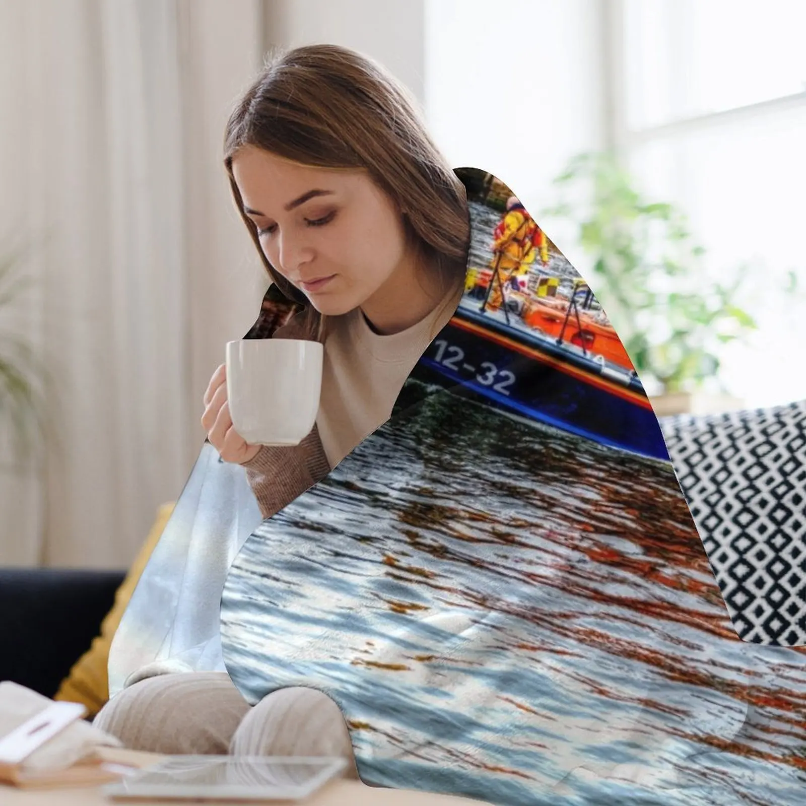 Berwick Upon Tweed RNLI спасательная шлюпка и старый мостик пледы ворс детские