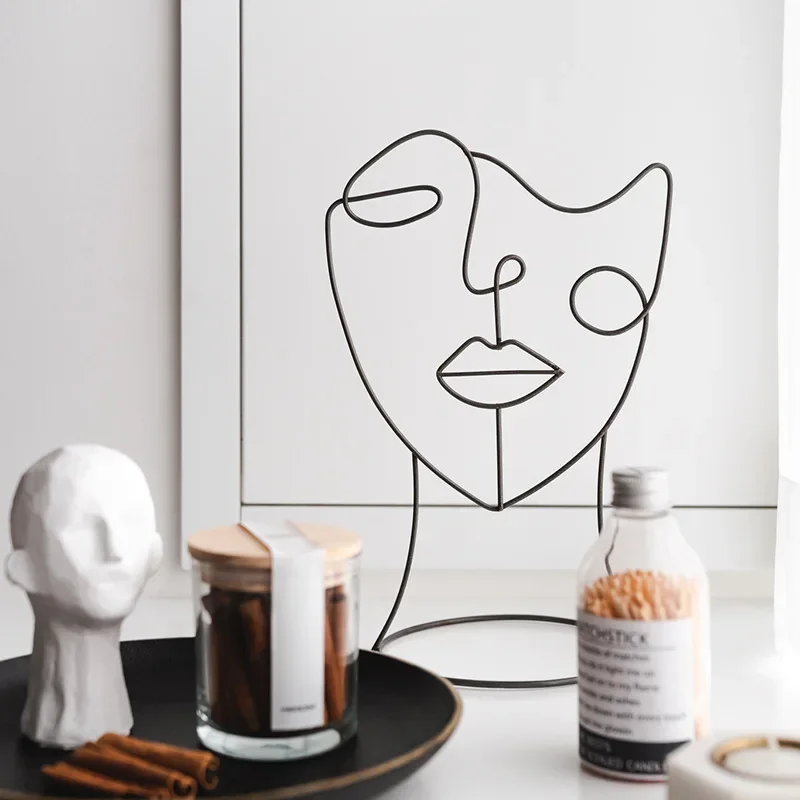 

Abstract Character Sculpture Art Decor Nordic Metal Black Lines Handmade Figurines Home Decoration Art Gift