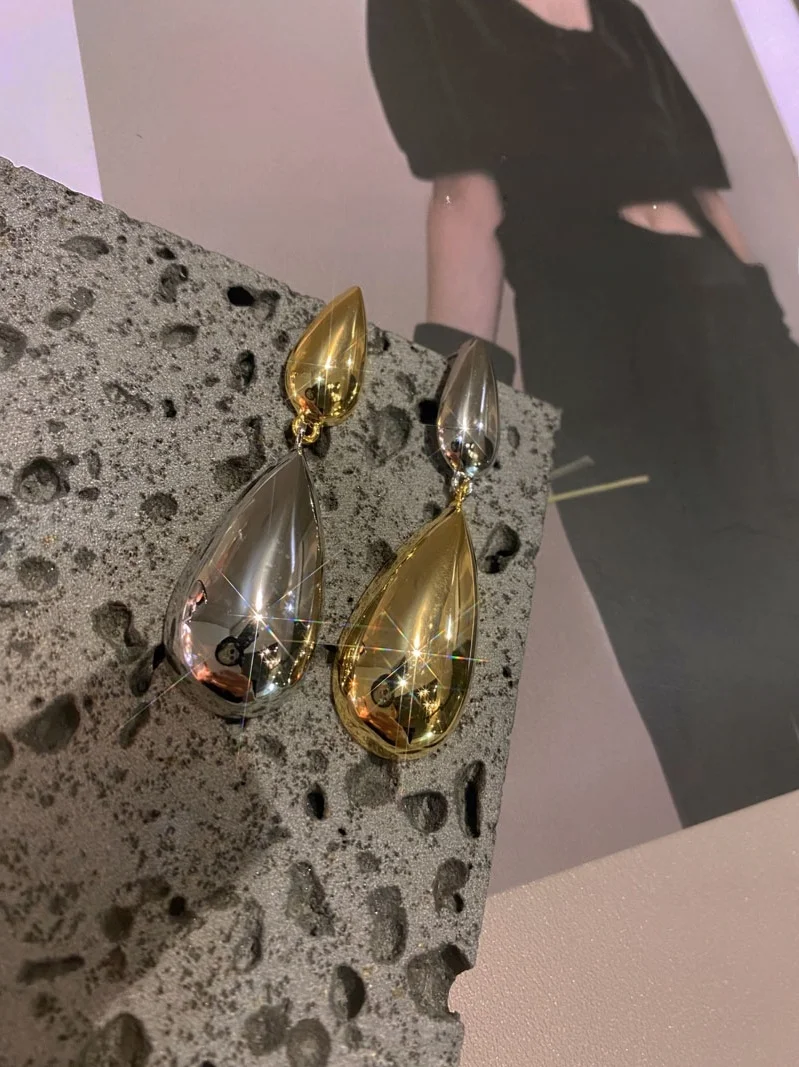 Золотые и серебряные капли воды ~ чрезвычайно простой темперамент длинные