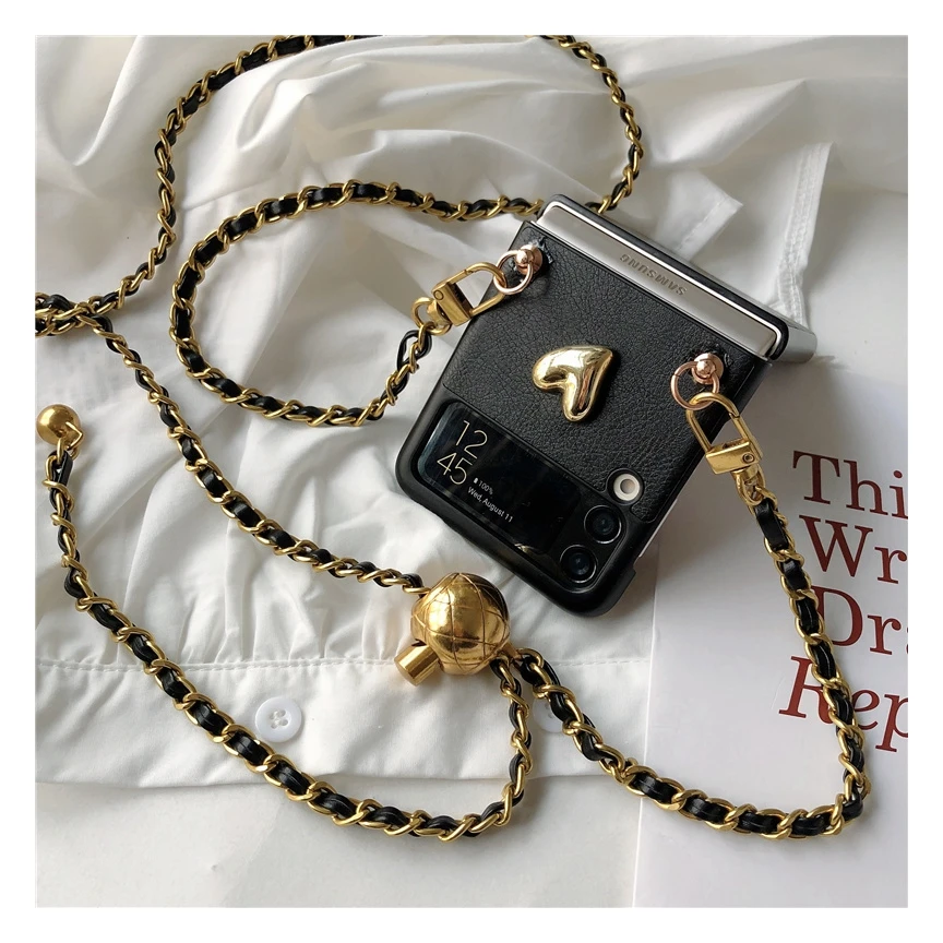 

3D Cartoon Gold Love Heart PU Leather Phone Case For Samsung Galaxy Z Flip 3 5G Luxury Adjustable Crossbody Chain Strap Cover