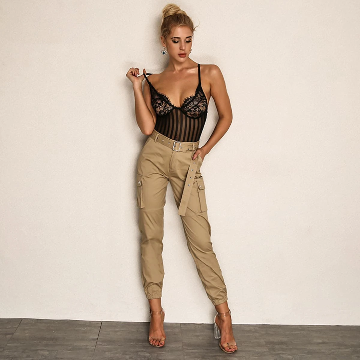 

Evaqueen Solid Khaki Casual Sashes Cargo Pants For Women Zippered Fly Pockets Long Pants High Waist Slim Autumn Pencil Trousers