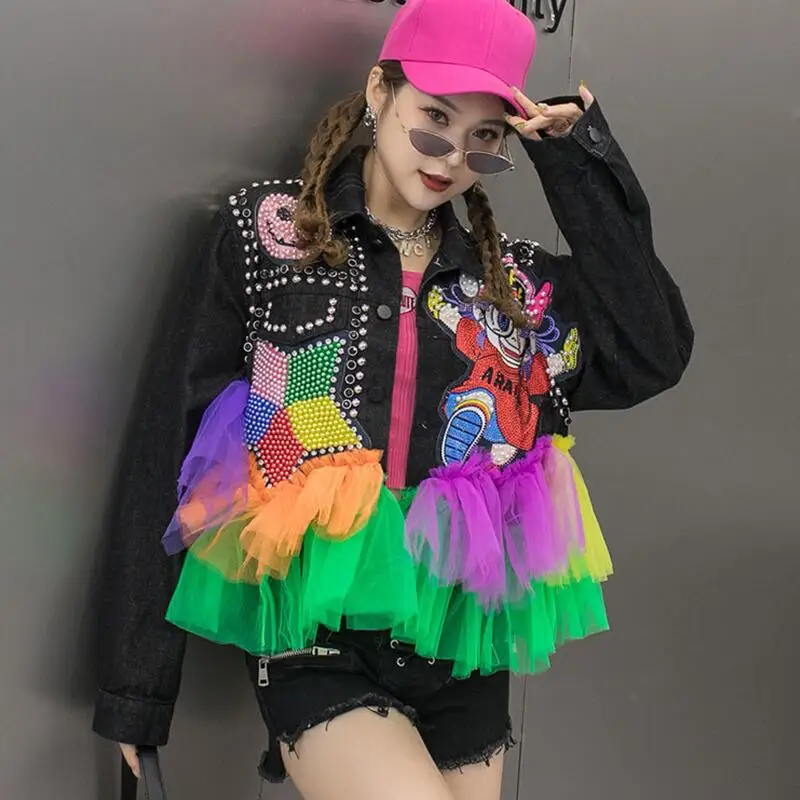 

Женская джинсовая куртка в европейском стиле, модель сезона осень 2023 года, джинсовая куртка с сетчатыми вставками и стразами, Женский Топ