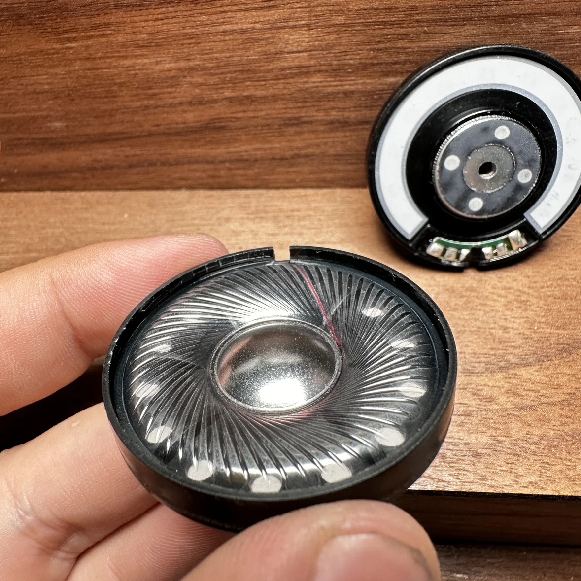 Динамик для наушников 26Ohm с креплением на голову фокусное расстояние 40 мм