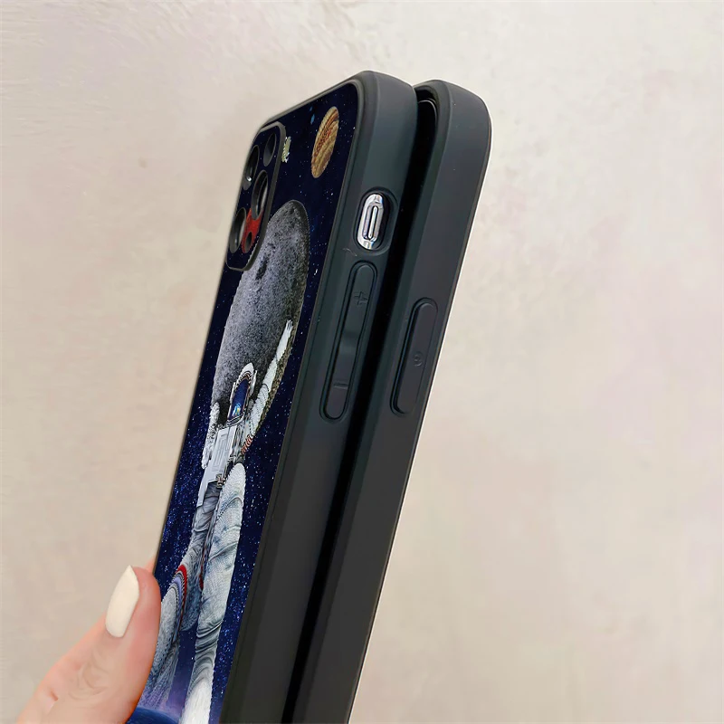 astronaut phone case for funda iphone 13 12 11 pro max mini x xr xs max se 2020 6 6s 7 8 plus back celular black coque free global shipping