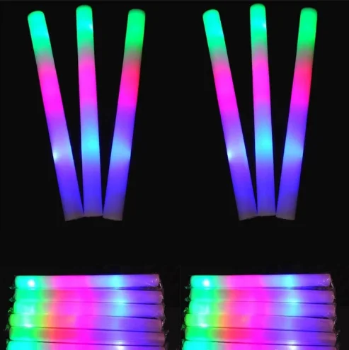 Фото 60 светящихся палочек оптом: цветные светодиодные пенопластовые трубки RGB для вечеринок, фиолетовые палочки для подсветки в темноте №3