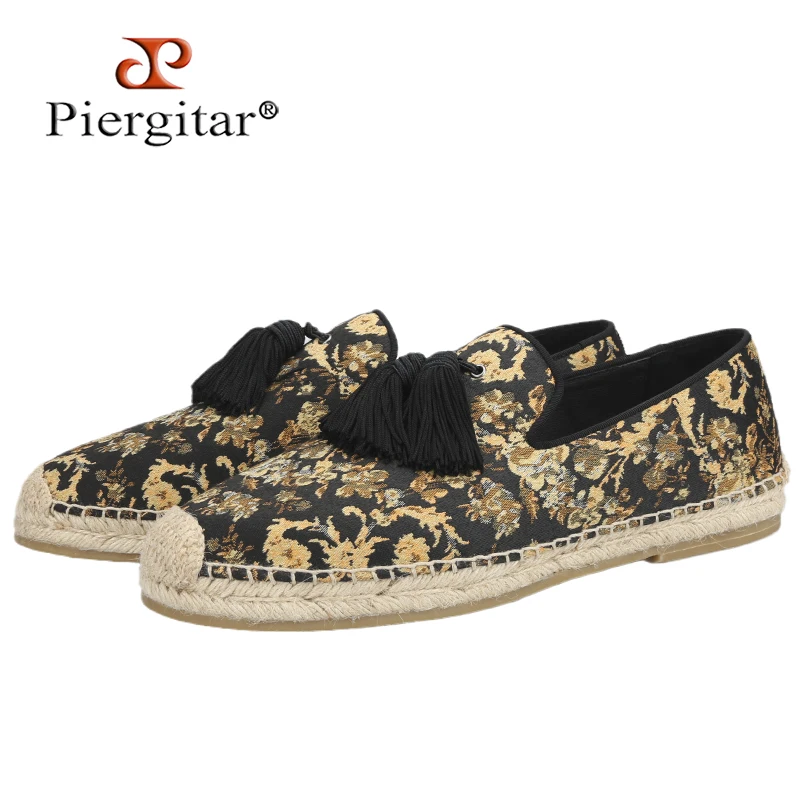 

Piergitar Classic Gold Totem Print Fabric Espadrilles With Handmade Black Tassel Slip-On Hemp Rope Outsole Men's Fisherman Shoes